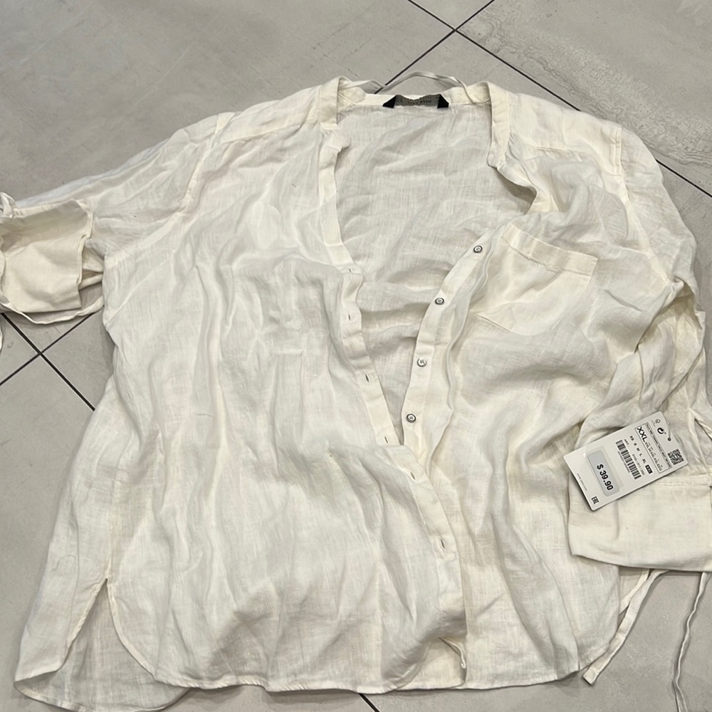 Linen white/cream button down
